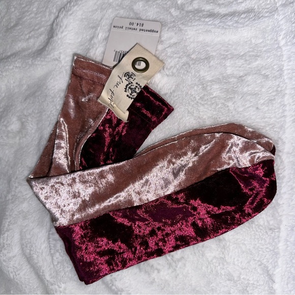 Free People Accessories - Free People Taylor Swift Crushed Velvet Pink Maroon Wine Colorblock OS Socks NWT